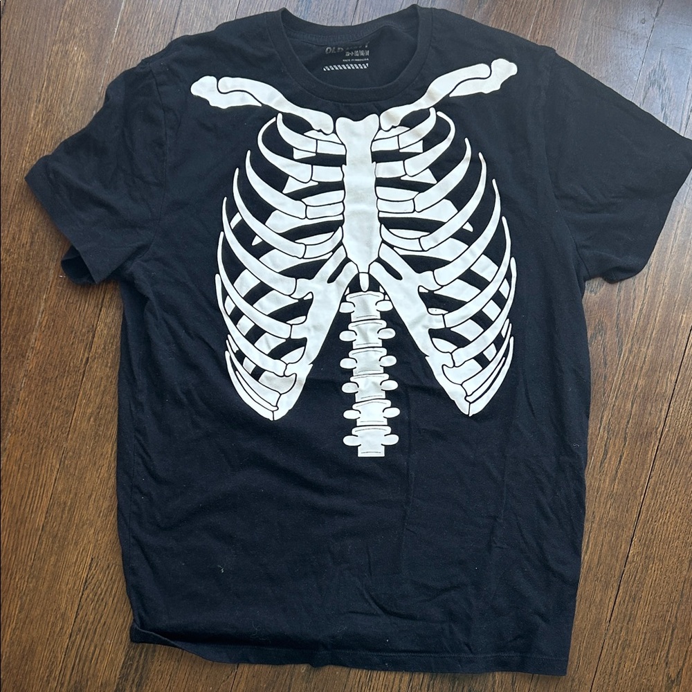 Old Navy Black Tee with Skeleton Design